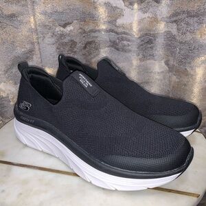 SKECHERS WOMENS B FLEX
SLIP shoes size 9